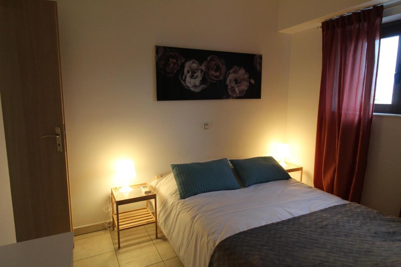 Lovely 2-Bedroom Apartment Ateny Zewnętrze zdjęcie